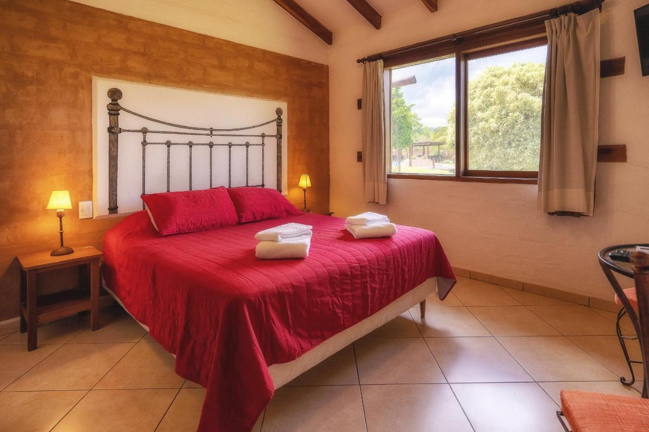 Hotel La Villa Chiquitana Сан-Хосе-де-Чикитос Экстерьер фото