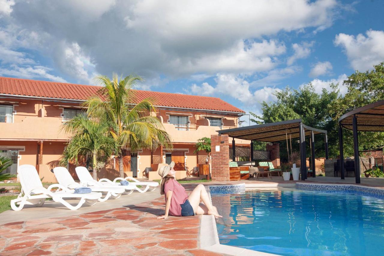 Hotel La Villa Chiquitana Сан-Хосе-де-Чикитос Экстерьер фото