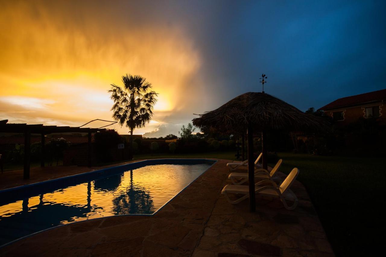 Hotel La Villa Chiquitana Сан-Хосе-де-Чикитос Экстерьер фото